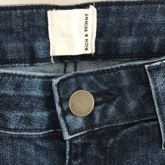 RICH & SKINNY Boyfriend Jeans in Nostalgic - Picture 6 of 8